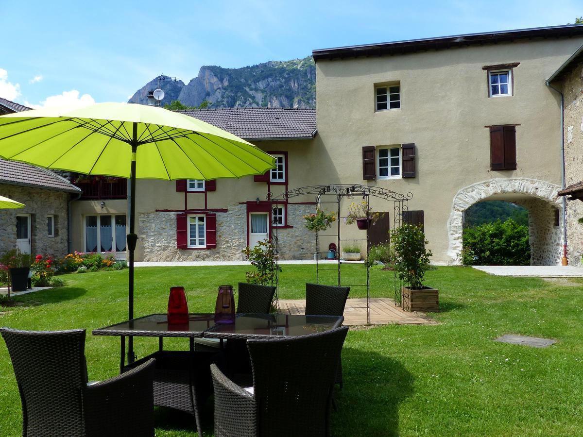 Maison D'Hotes Du Domaine Fournie Tarascon-sur-Ariège Exterior foto